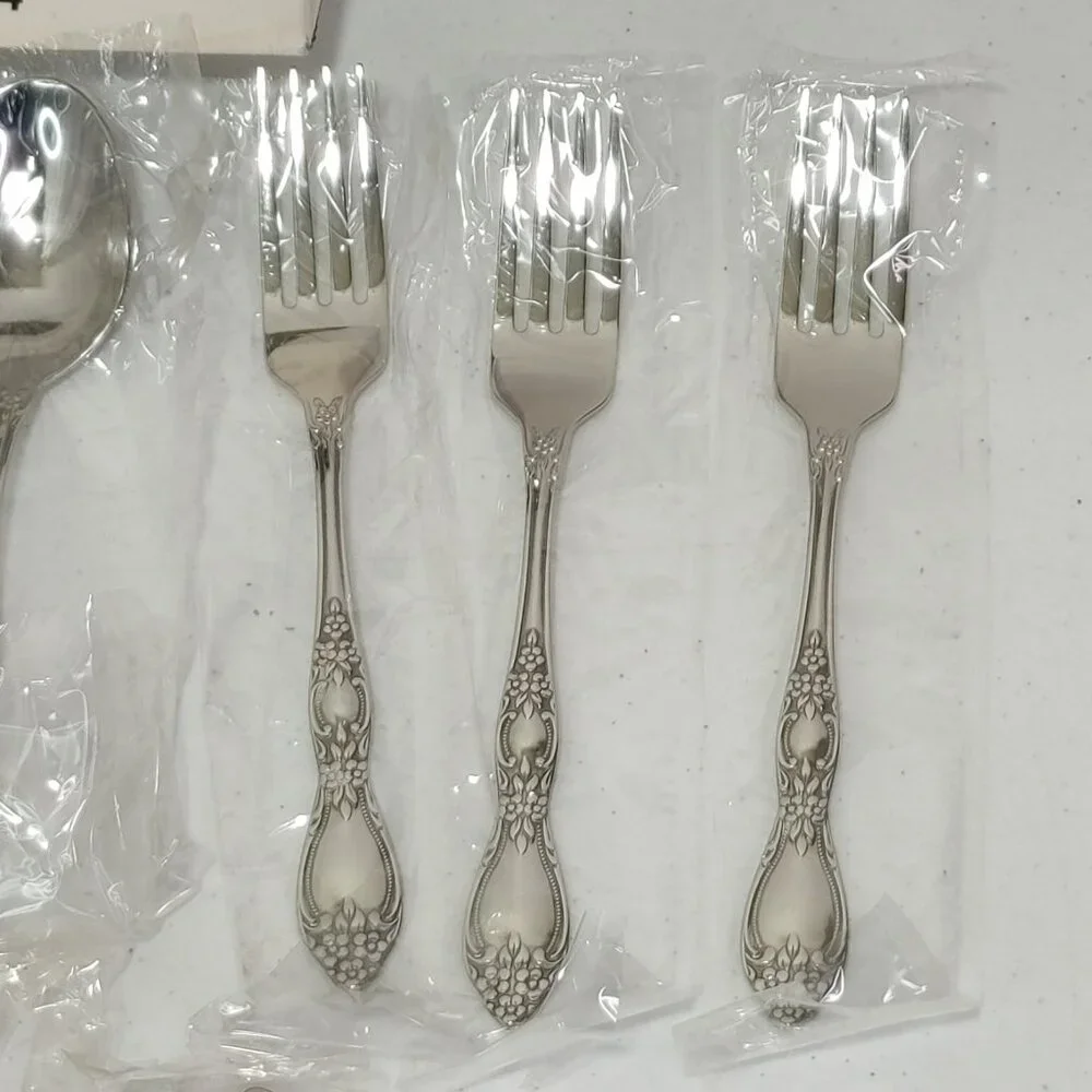 Oneida English Garden Stainless 20 Piece Flatware Set Service For 4 (Vintage...